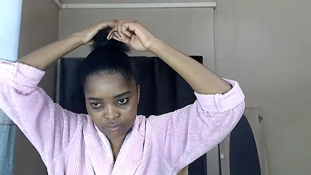 Snapshot of LexyDiana chatting on May 28, 2026, 6:10 am LexyDiana online show from May 28, 2026, 6:10 am