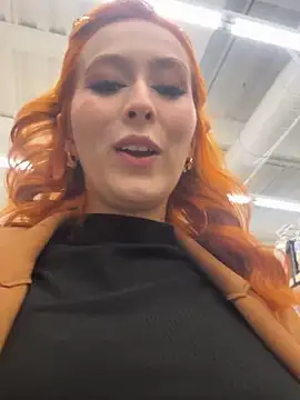 Snapshot of AnnieAddam chatting on April 9, 2026, 12:56 am AnnieAddam online show from April 9, 2026, 12:56 am