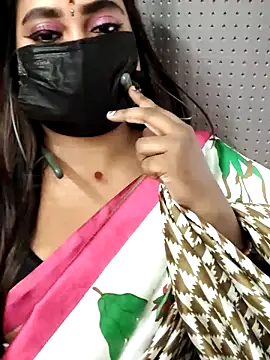 Snapshot of Cutie_Nila chatting on May 1, 2026, 4:39 am Cutie Nila online show from May 1, 2026, 4:39 am