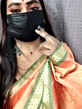 Snapshot of Cutie_Nila chatting on May 4, 2026, 5:22 am Cutie Nila online show from May 4, 2026, 5:22 am