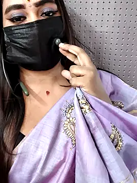 Snapshot of Cutie_Nila chatting on May 22, 2026, 5:49 am Cutie Nila online show from May 22, 2026, 5:49 am