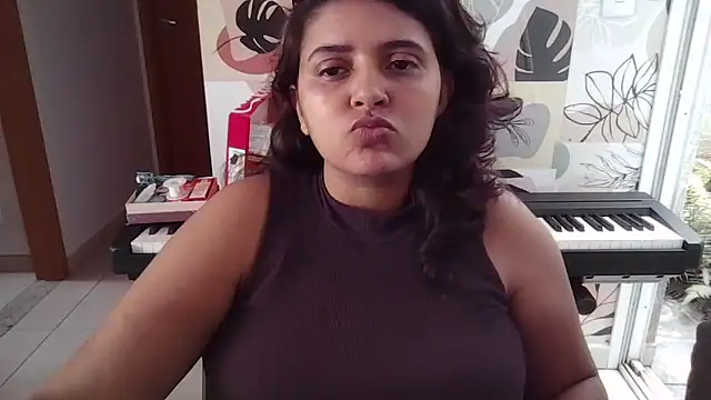 Snapshot of midsize_94 chatting on March 7, 2026, 1:27 pm midsize 94 online show from March 7, 2026, 1:27 pm