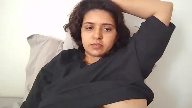 Snapshot of midsize_94 chatting on March 15, 2026, 4:25 pm midsize 94 online show from March 15, 2026, 4:25 pm