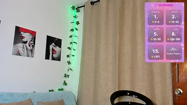 Snapshot of Rebeca_Marchetti chatting on May 25, 2026, 9:13 pm Rebeca Marchetti online show from May 25, 2026, 9:13 pm