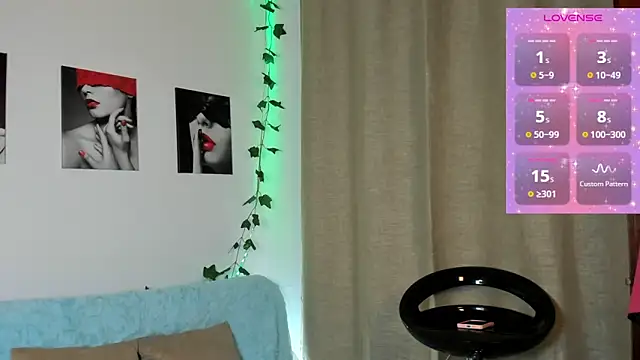 Snapshot of Rebeca_Marchetti chatting on May 12, 2026, 9:32 pm Rebeca Marchetti online show from May 12, 2026, 9:32 pm