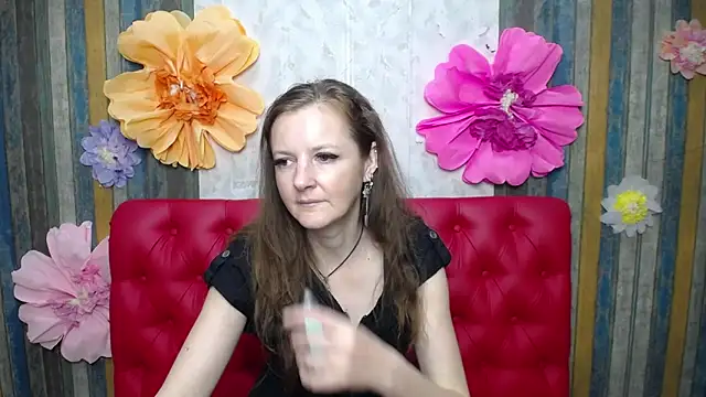 Snapshot of MeganPirs chatting on May 11, 2026, 2:45 pm MeganPirs online show from May 11, 2026, 2:45 pm