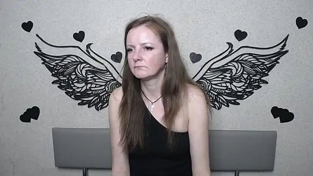 Snapshot of MeganPirs chatting on May 19, 2026, 5:09 pm MeganPirs online show from May 19, 2026, 5:09 pm