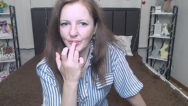 Snapshot of MeganPirs chatting on July 11, 2026, 5:13 pm MeganPirs online show from July 11, 2026, 5:13 pm
