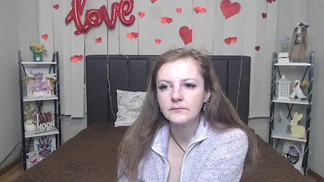 Snapshot of MeganPirs chatting on April 23, 2026, 5:14 pm MeganPirs online show from April 23, 2026, 5:14 pm