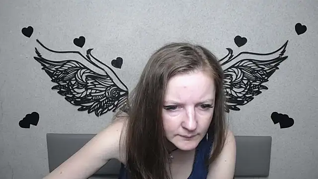 Snapshot of MeganPirs chatting on May 21, 2026, 5:05 am MeganPirs online show from May 21, 2026, 5:05 am