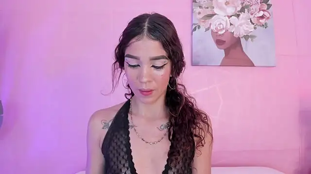 Snapshot of evelyn__rose1 chatting on March 10, 2026, 5:17 pm evelyn rose1 online show from March 10, 2026, 5:17 pm