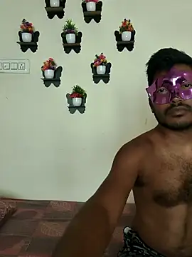 Sweet Cpl  online show from March 29, 2026, 9:44 am