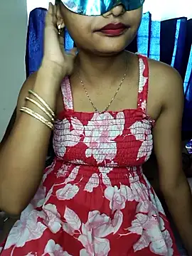 Snapshot of Sweet_Cpl_ chatting on May 22, 2026, 3:04 am Sweet Cpl online show from May 22, 2026, 3:04 am