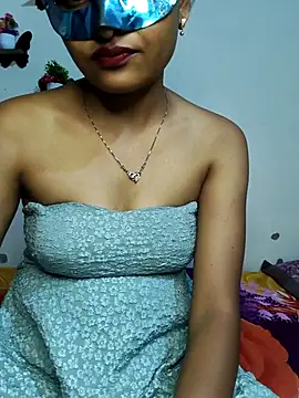 Snapshot of Sweet_Cpl_ chatting on May 11, 2026, 2:45 pm Sweet Cpl online show from May 11, 2026, 2:45 pm