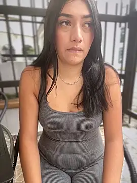 Snapshot of GeorgiaPink_ chatting on March 26, 2026, 6:17 pm GeorgiaPink online show from March 26, 2026, 6:17 pm