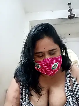 Snapshot of diyadey chatting on June 6, 2026, 8:03 pm diyadey online show from June 6, 2026, 8:03 pm