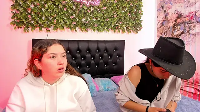 valeria and zoe online show from May 28, 2026, 2:34 pm