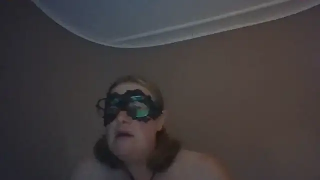 lapetiteforaine online show from March 17, 2026, 7:50 pm