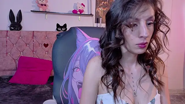 Snapshot of Miis_Beella chatting on May 12, 2026, 7:31 pm Miis Beella online show from May 12, 2026, 7:31 pm