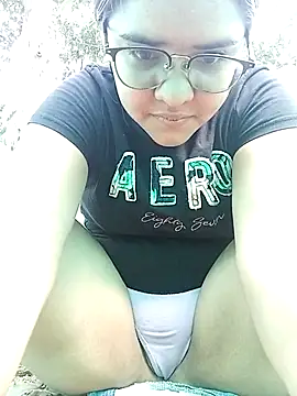 Snapshot of single_kitten chatting on March 4, 2026, 12:13 pm single kitten online show from March 4, 2026, 12:13 pm