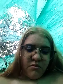 Snapshot of single_kitten chatting on March 25, 2026, 12:59 pm single kitten online show from March 25, 2026, 12:59 pm