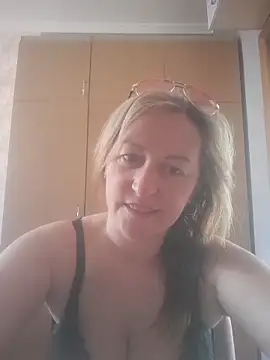 ChristinaYork online show from May 6, 2026, 8:07 am
