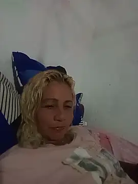 Snapshot of Lamonita05 chatting on April 17, 2026, 4:10 pm Lamonita05 online show from April 17, 2026, 4:10 pm