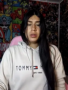 Snapshot of charlottte_wh chatting on April 4, 2026, 7:48 am charlottte wh online show from April 4, 2026, 7:48 am