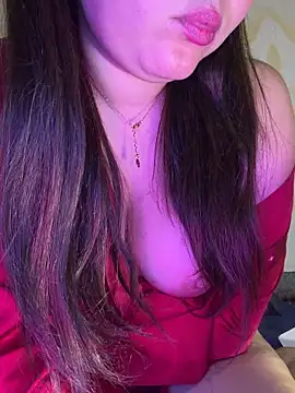 Sexy Lolii online show from May 16, 2026, 10:53 pm