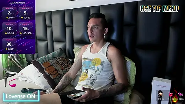 Mike Waters online show from April 12, 2026, 10:13 pm