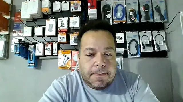 UrsoBissexualPauGrosso online show from April 17, 2026, 5:21 am