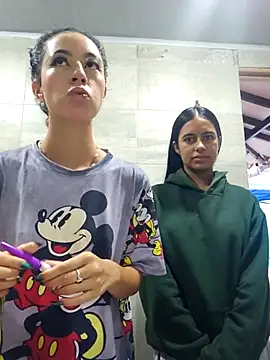 SAMY AND ARI online show from April 21, 2026, 11:06 am