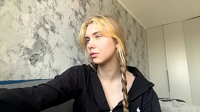 ShariLappas online show from March 13, 2026, 1:05 pm