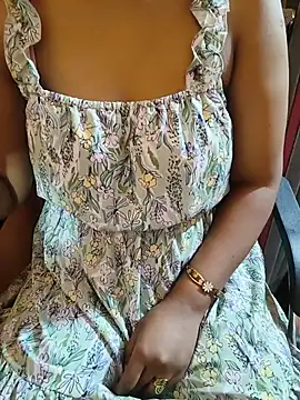 Snapshot of mishti_sharma20 chatting on July 26, 2026, 2:18 am mishti sharma20 online show from July 26, 2026, 2:18 am