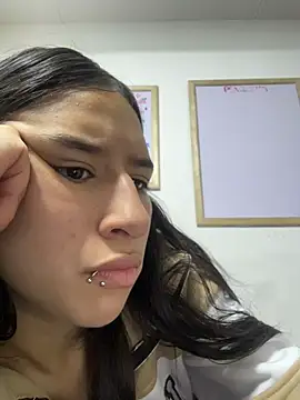 LilyRossi  online show from July 22, 2026, 12:51 pm