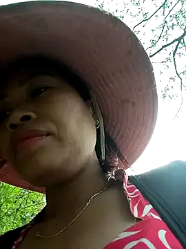 Snapshot of Mizu-hotshow chatting on April 6, 2026, 1:45 am Mizu-hotshow online show from April 6, 2026, 1:45 am