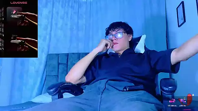 Snapshot of Dantekent chatting on March 19, 2026, 1:33 pm Dantekent online show from March 19, 2026, 1:33 pm