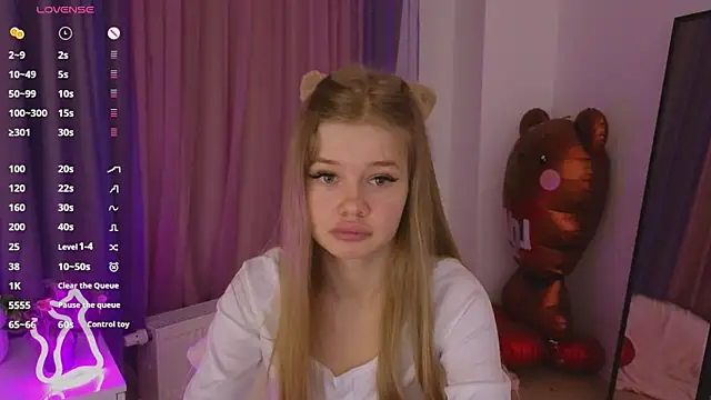 Snapshot of belrinaa chatting on June 3, 2026, 8:57 pm belrinaa online show from June 3, 2026, 8:57 pm