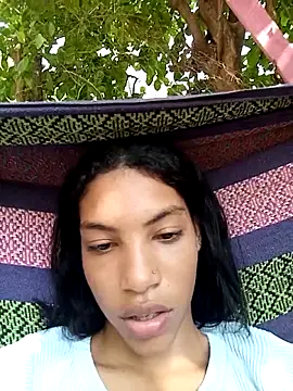 Snapshot of ginevere_20 chatting on March 7, 2026, 7:19 pm ginevere 20 online show from March 7, 2026, 7:19 pm