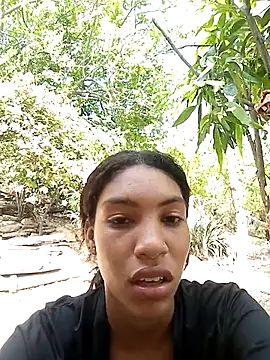 Snapshot of ginevere_20 chatting on March 5, 2026, 7:21 pm ginevere 20 online show from March 5, 2026, 7:21 pm