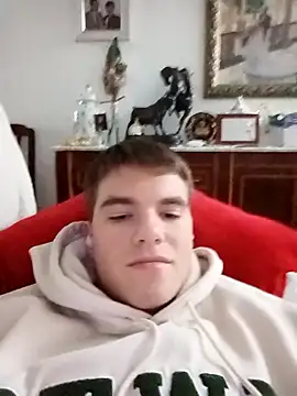 Alejandro27003 online show from February 26, 2026, 5:35 pm