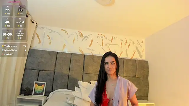 Samantha Velle online show from May 27, 2026, 1:48 am