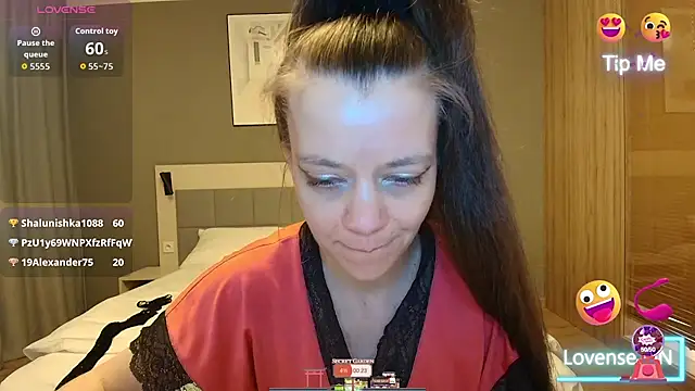 Yana-XX online show from April 29, 2026, 7:42 pm