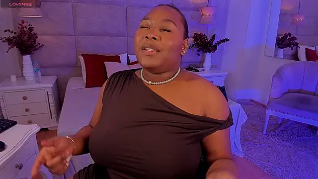 Snapshot of DestinyTornn chatting on June 18, 2026, 3:05 am DestinyTornn online show from June 18, 2026, 3:05 am
