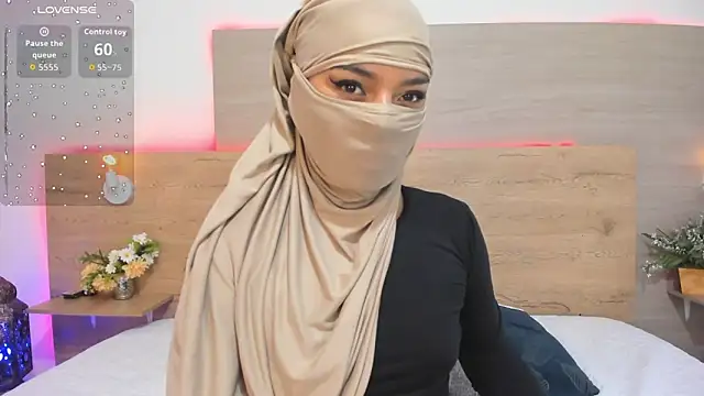  jennaa online show from April 11, 2026, 7:39 pm