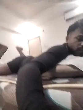 Hunkytop online show from March 13, 2026, 1:32 am