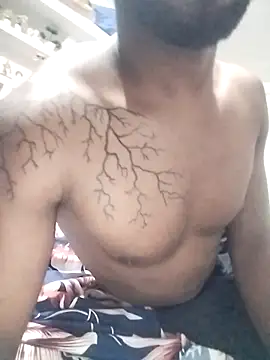 Hunkytop online show from March 9, 2026, 5:49 pm