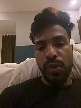 Hunkytop online show from March 13, 2026, 2:11 pm