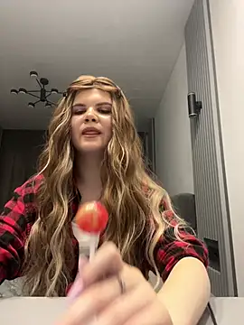 Snapshot of Lollipop_p_ chatting on July 2, 2026, 8:04 pm Lollipop p online show from July 2, 2026, 8:04 pm