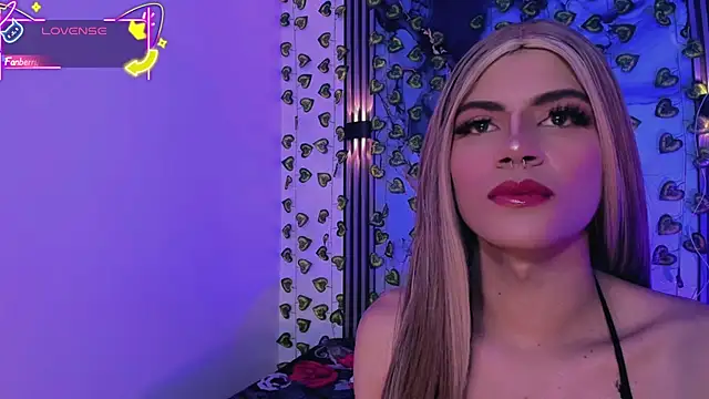 Snapshot of Roxy_alexa chatting on June 18, 2026, 3:16 am Roxy alexa online show from June 18, 2026, 3:16 am